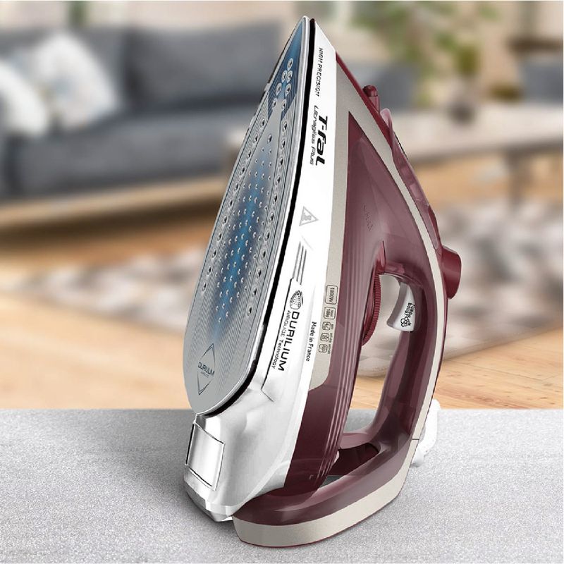 Plancha-a-Vapor-TEFAL-Ultragliss-Plus-1800-Watts